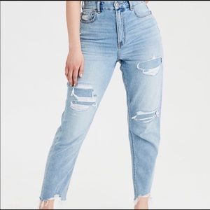 American Eagle Curvy Mom Jeans